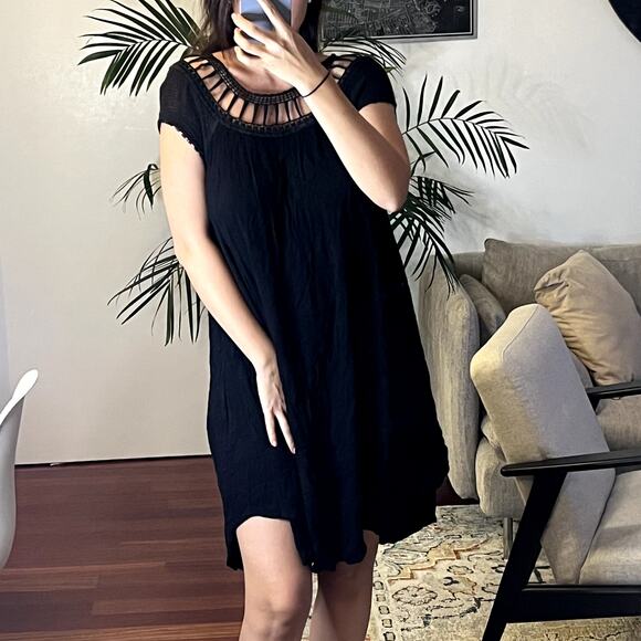 Free People black crochet trim sleeveless boho mini dress size XS rayon - Picture 2 of 7